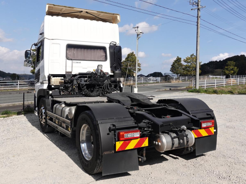 第五輪荷重11.5tトレーラーヘッドトラクター|中古トラックの販売・買取・査定のアイナビ