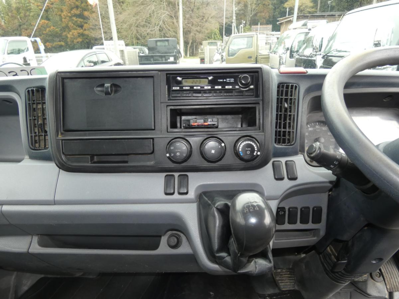 H24 2トン ダンプ マニュアル 260320|中古トラックの販売・買取・査定のアイナビ