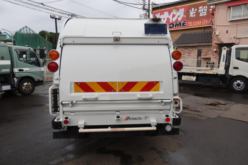 標準幅 プレス式パッカー車 極東製5.3立米 積載3300kg|中古トラックの販売・買取・査定のアイナビ