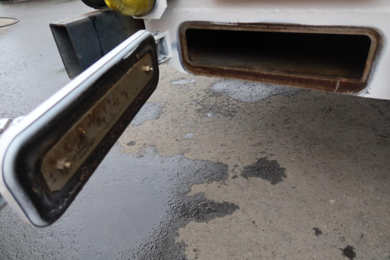 標準幅 プレス式パッカー車 極東製5.3立米 積載3300kg|中古トラックの販売・買取・査定のアイナビ