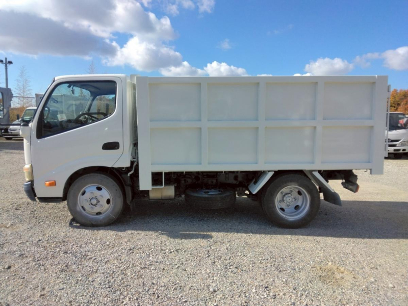 H24年 日野デュトロ3t低床深ダンプ No.1036|中古トラックの販売・買取・査定のアイナビ