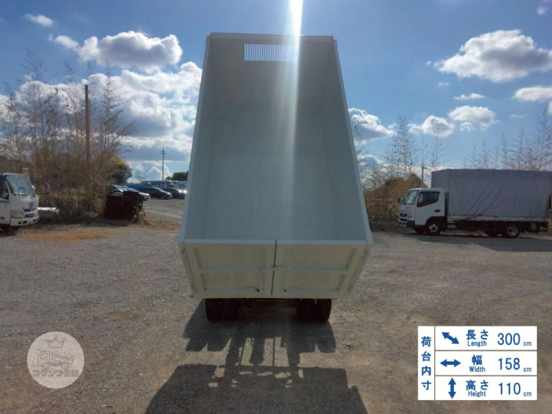 H24年 日野デュトロ3t低床深ダンプ No.1036|中古トラックの販売・買取・査定のアイナビ