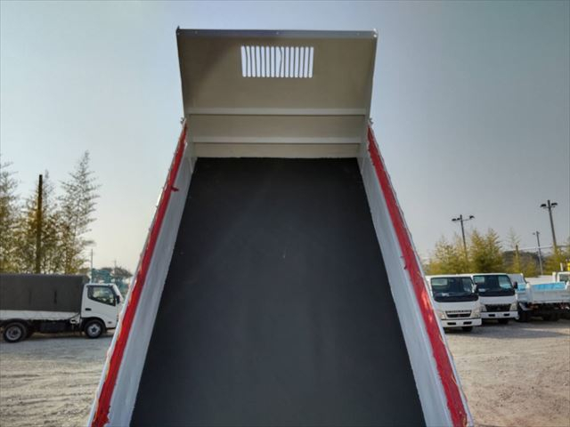 H19年 エルフ2tダンプ 低床|中古トラックの販売・買取・査定のアイナビ