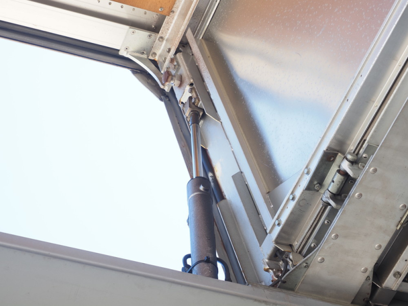 三菱ふそう ウイング車 スーパーグレート|中古トラックの販売・買取・査定のアイナビ