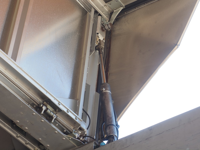 三菱ふそう ウイング車 スーパーグレート|中古トラックの販売・買取・査定のアイナビ