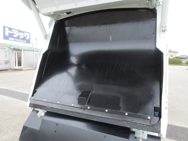 三菱キャンタープレスパッカー車|中古トラックの販売・買取・査定のアイナビ