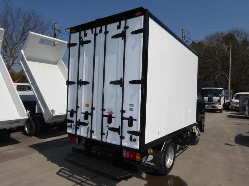 H29　1.5t  パネルバン  オートマ　4WD|中古トラックの販売・買取・査定のアイナビ