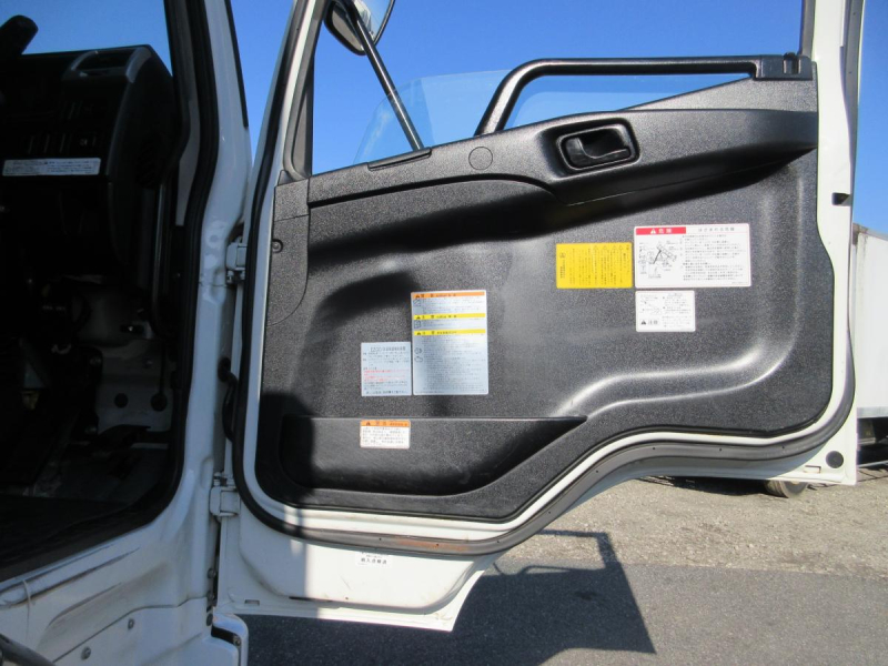 土砂ダンプ 自動シート 車検付 ファイター !!|中古トラックの販売・買取・査定のアイナビ