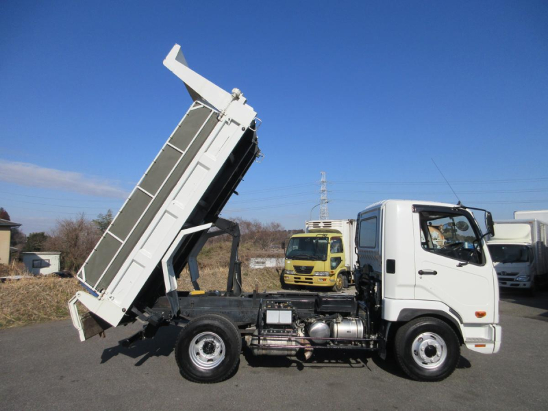 土砂ダンプ 自動シート 車検付 ファイター !!|中古トラックの販売・買取・査定のアイナビ