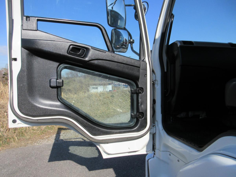 土砂ダンプ 自動シート 車検付 ファイター !!|中古トラックの販売・買取・査定のアイナビ