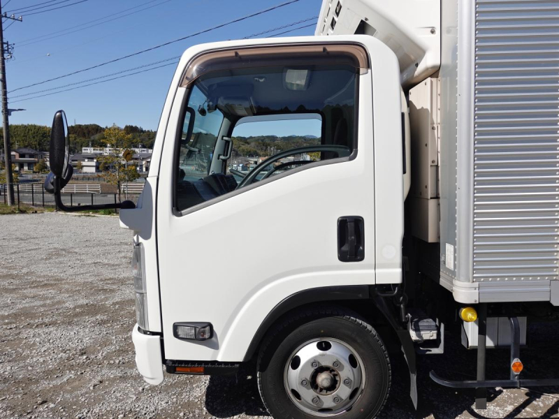 ワイドロング低温冷蔵冷凍パワーゲート600kg|中古トラックの販売・買取・査定のアイナビ
