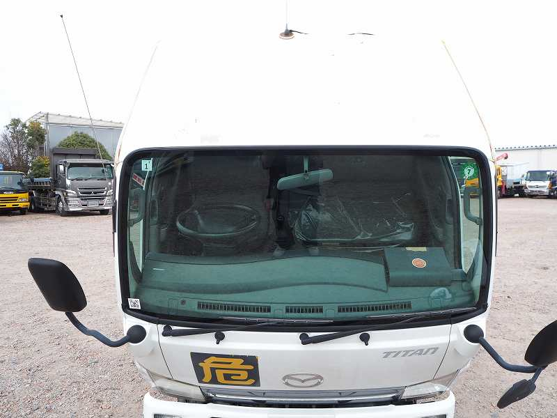 マツダタイタン4WDタンクローリー1.4KL|中古トラックの販売・買取・査定のアイナビ