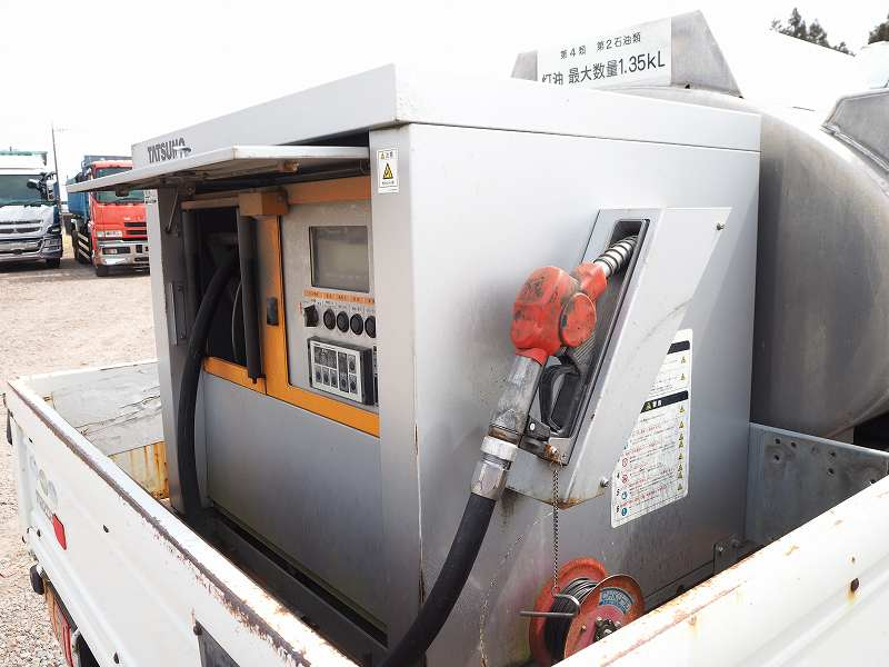 マツダタイタン4WDタンクローリー1.4KL|中古トラックの販売・買取・査定のアイナビ