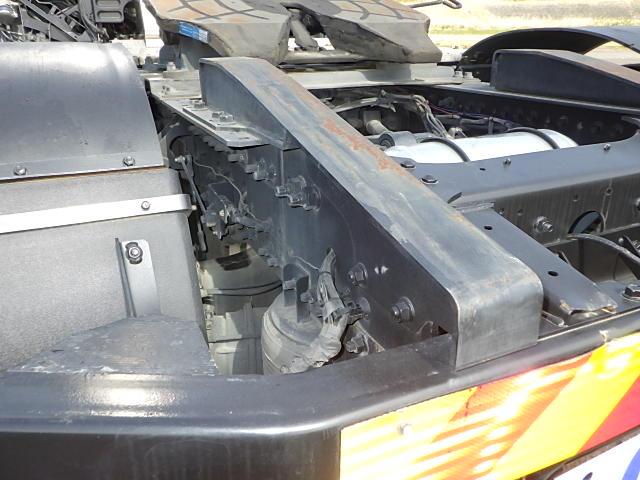 日野平成30年式☆走行32万キロ代☆トラクタ|中古トラックの販売・買取・査定のアイナビ