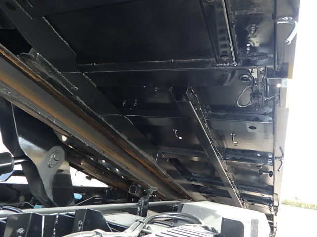 いすゞエルフキャリアカー(積載車)|中古トラックの販売・買取・査定のアイナビ