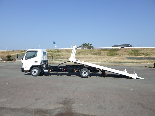 三菱☆一般型キャリアカー☆積載3.85t車検付き|中古トラックの販売・買取・査定のアイナビ