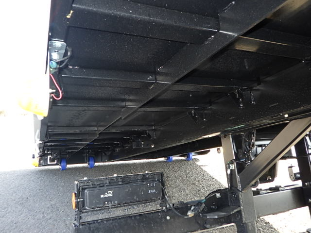 三菱☆一般型キャリアカー☆積載3.85t車検付き|中古トラックの販売・買取・査定のアイナビ