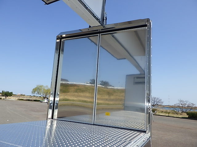 日野☆4t冷凍ウィング☆フルハーフ製☆車検付き 後輪エアサス|中古トラックの販売・買取・査定のアイナビ