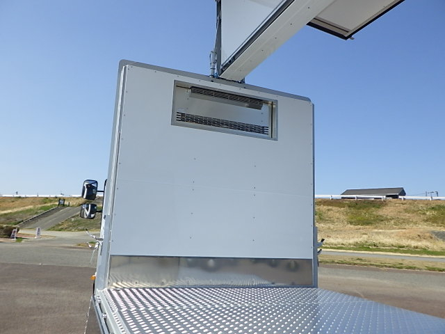 日野☆4t冷凍ウィング☆フルハーフ製☆車検付き 後輪エアサス|中古トラックの販売・買取・査定のアイナビ