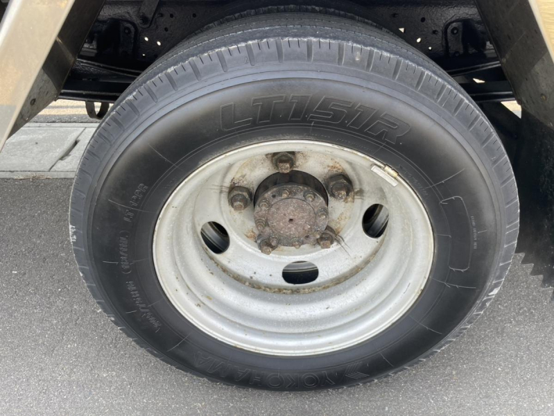 平成27年デュトロ4WDアルミバン格納ゲートマニュアル5速|中古トラックの販売・買取・査定のアイナビ