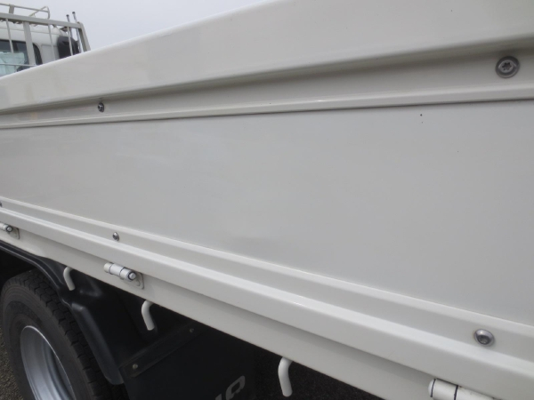 日野レンジャー平ボディ|中古トラックの販売・買取・査定のアイナビ