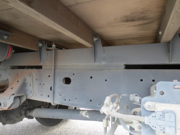 日野レンジャー平ボディ|中古トラックの販売・買取・査定のアイナビ