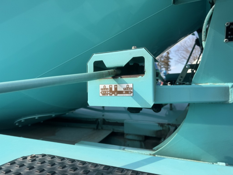 2デフ増トンカヤバ製ドラム容量8.9立米車検付|中古トラックの販売・買取・査定のアイナビ