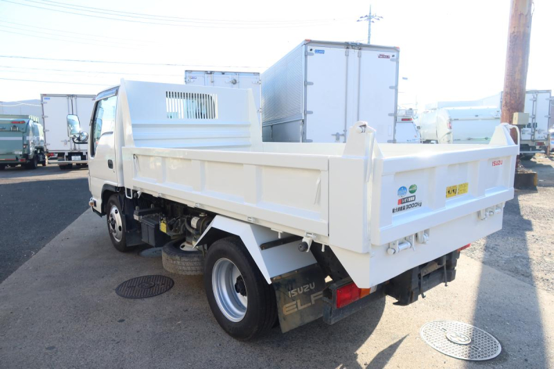 標準幅 花見台製ローダーダンプ 積載3000kg|中古トラックの販売・買取・査定のアイナビ