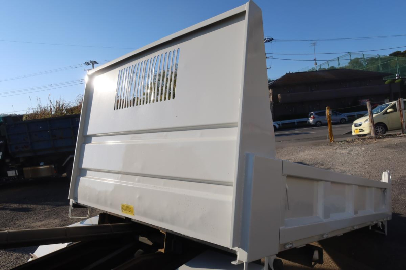 標準幅 花見台製ローダーダンプ 積載3000kg|中古トラックの販売・買取・査定のアイナビ