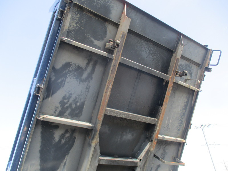 H18タイタンダンプ車検R8/11積載2t総重量5t未満|中古トラックの販売・買取・査定のアイナビ