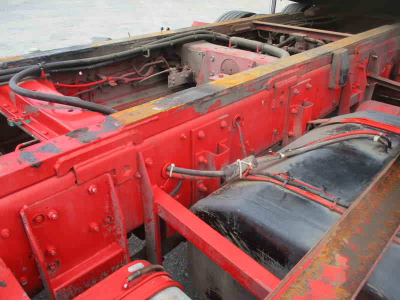 H16フォワード増トン花見台製セルフ積載10.6t車検R8/12|中古トラックの販売・買取・査定のアイナビ