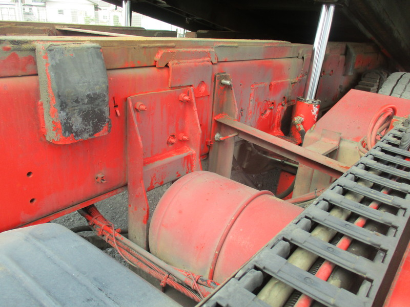 H16フォワード増トン花見台製セルフ積載10.6t車検R8/12|中古トラックの販売・買取・査定のアイナビ