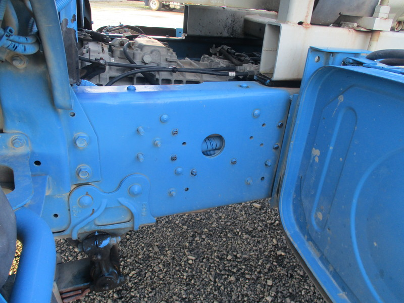 H26日野プロフィアミキサー車カヤバ製M44ドラム容量8.7立米|中古トラックの販売・買取・査定のアイナビ