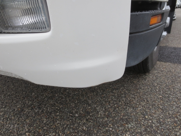 いすゞフォワード5段ラジコンクレーン付|中古トラックの販売・買取・査定のアイナビ