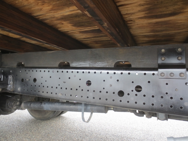 いすゞフォワード5段ラジコンクレーン付|中古トラックの販売・買取・査定のアイナビ