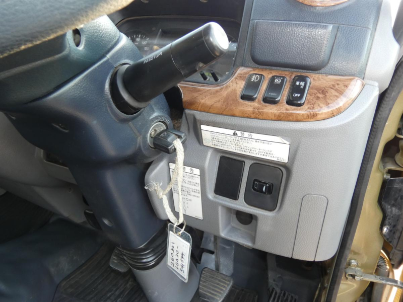 H272トン マニュアル WキャブETC260301|中古トラックの販売・買取・査定のアイナビ