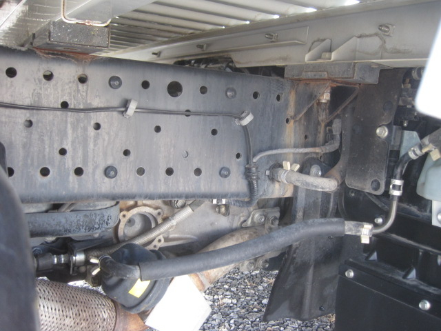 低床10尺ボディ標準幅1.5t車オートマディーゼル車|中古トラックの販売・買取・査定のアイナビ