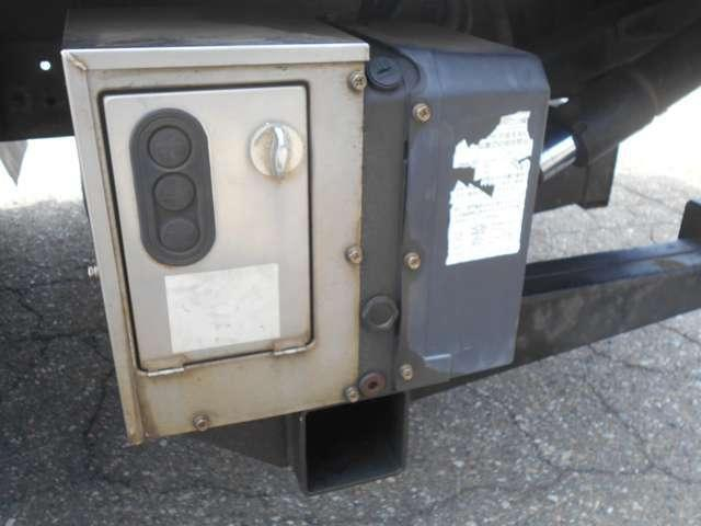 日野 バン車 デュトロ|中古トラックの販売・買取・査定のアイナビ