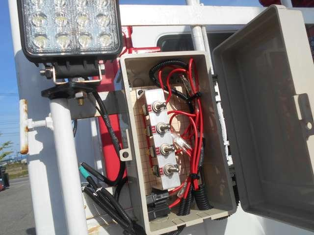 UDトラックス 乗用車 コンドル|中古トラックの販売・買取・査定のアイナビ