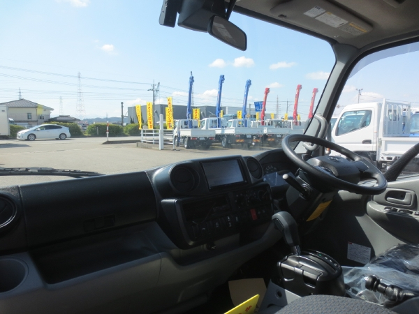 トヨタダイナセミロングアルミ平|中古トラックの販売・買取・査定のアイナビ