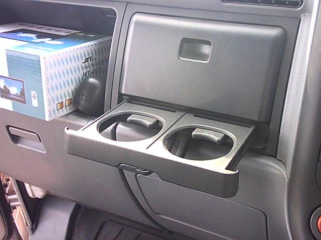 三菱ふそう キャンターガッツ|中古トラックの販売・買取・査定のアイナビ