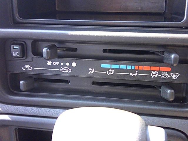 ダイハツ 商用バン|中古トラックの販売・買取・査定のアイナビ