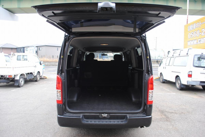 H27 レジアスエースバン S-GL|中古トラックの販売・買取・査定のアイナビ