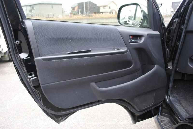 H27 レジアスエースバン S-GL|中古トラックの販売・買取・査定のアイナビ