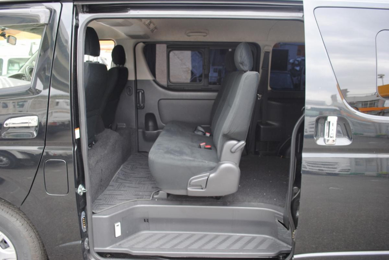 H27 レジアスエースバン S-GL|中古トラックの販売・買取・査定のアイナビ