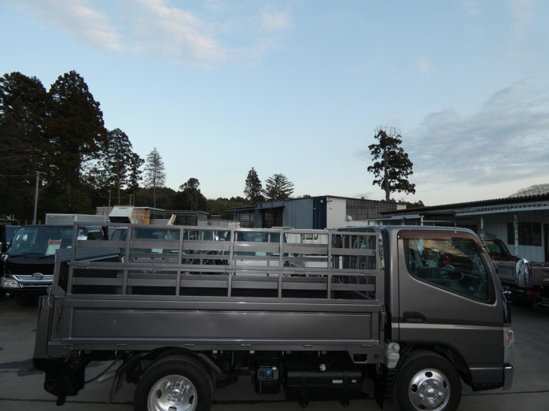 H25 3トン　平ボディー　オ-トマ　ETC|中古トラックの販売・買取・査定のアイナビ