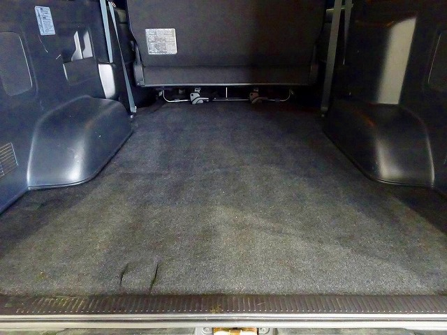 ハイエースバンスーパーGLダークプライムⅡ1t4WD2/5人5ドア|中古トラックの販売・買取・査定のアイナビ