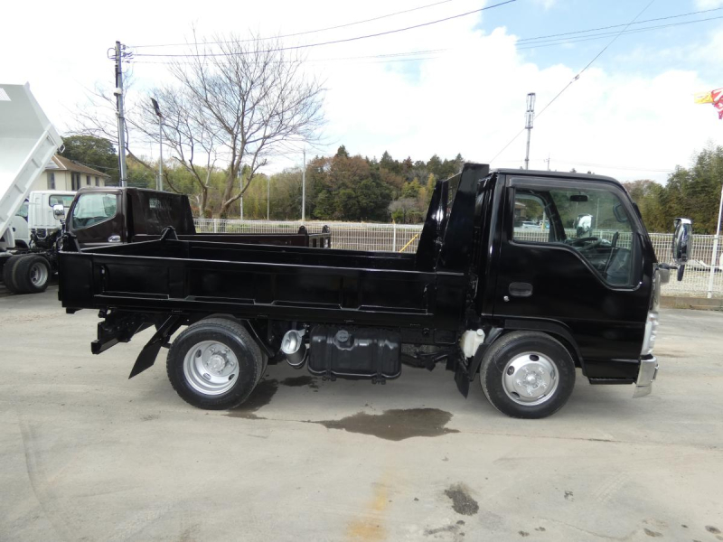 H203トン ダンプ 6速マニュアル|中古トラックの販売・買取・査定のアイナビ