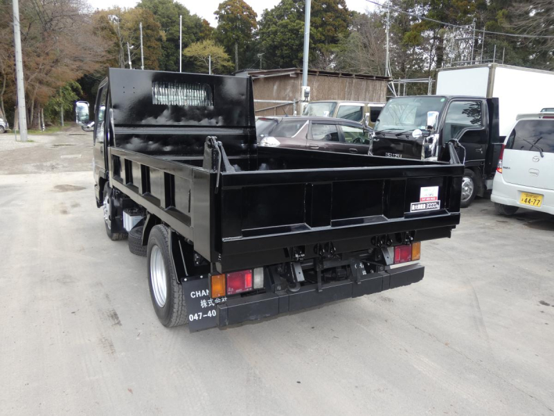 H203トン ダンプ 6速マニュアル|中古トラックの販売・買取・査定のアイナビ