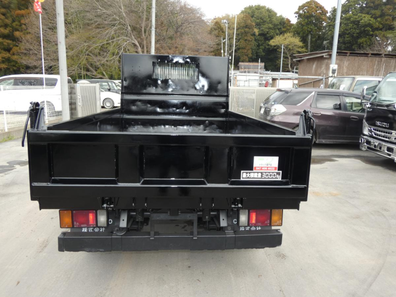 H203トン ダンプ 6速マニュアル|中古トラックの販売・買取・査定のアイナビ